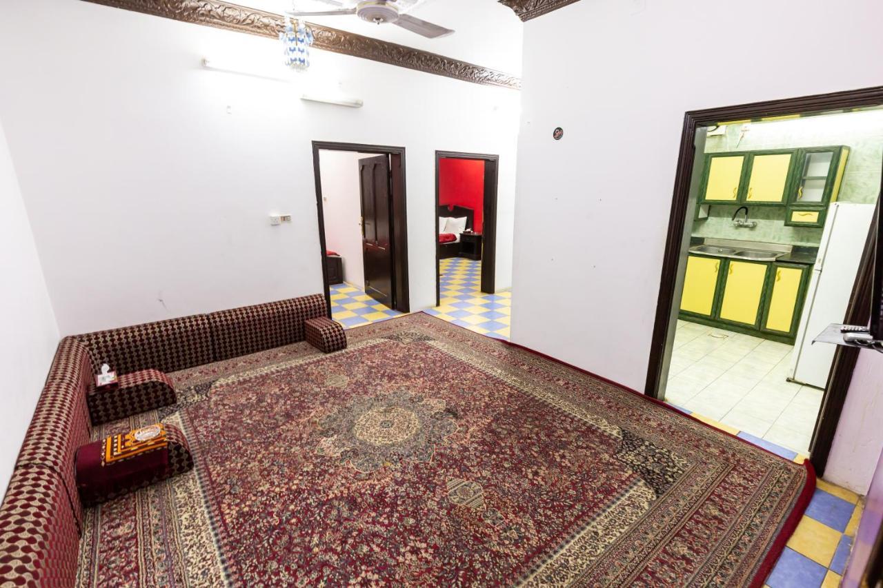 Al Eairy Furnished Apartments - Al Bahah 3 エクステリア 写真