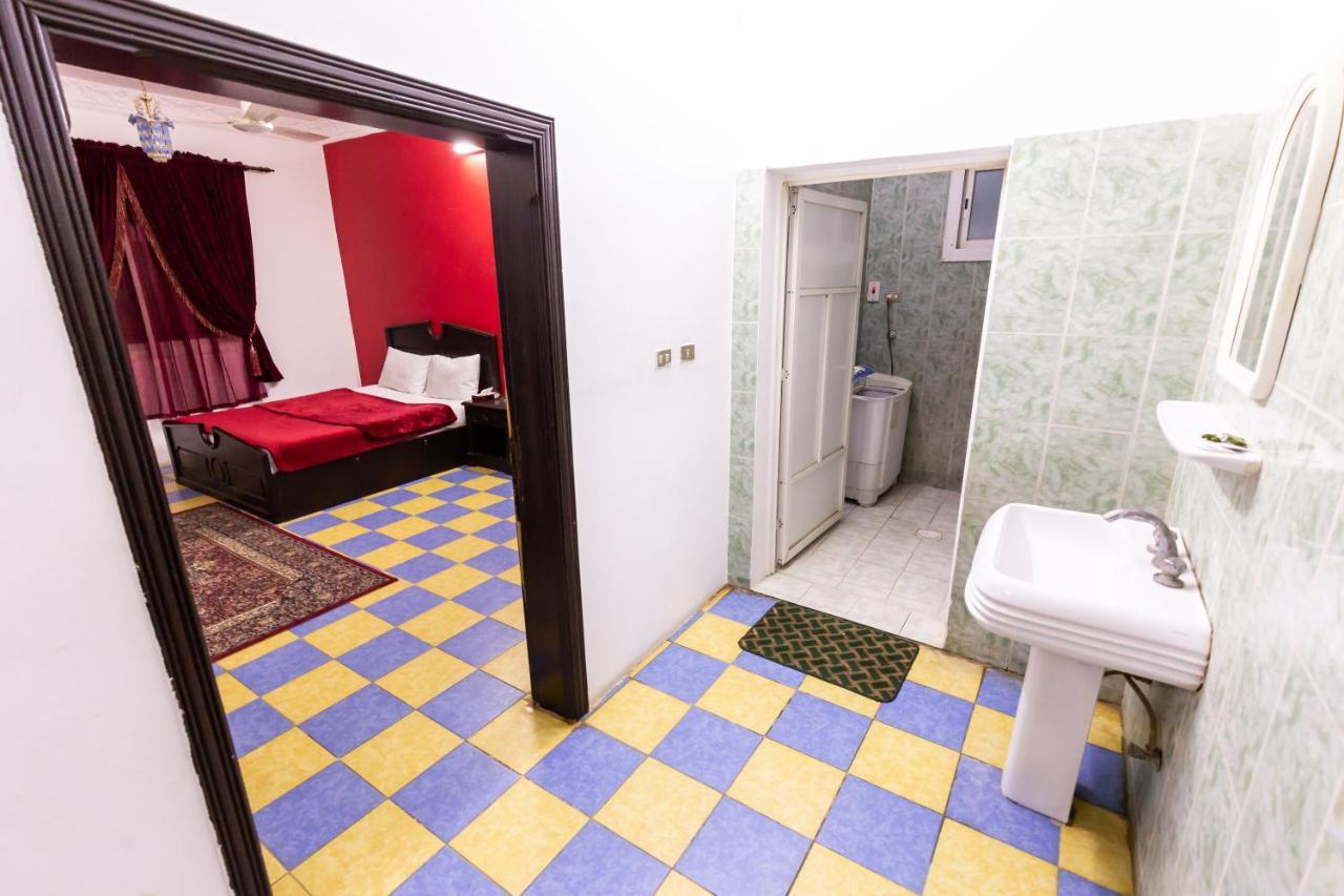 Al Eairy Furnished Apartments - Al Bahah 3 エクステリア 写真