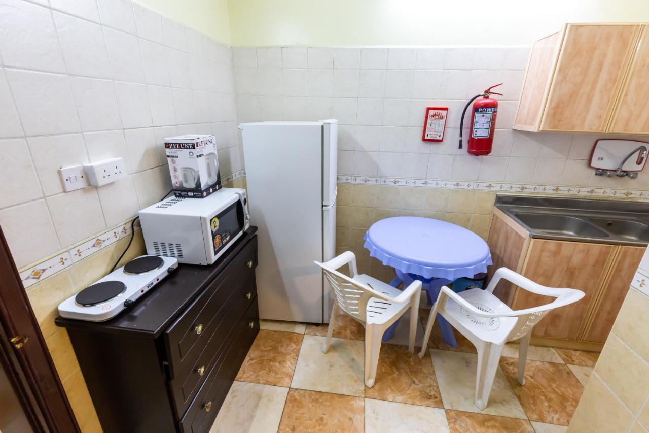 Al Eairy Furnished Apartments - Al Bahah 3 エクステリア 写真