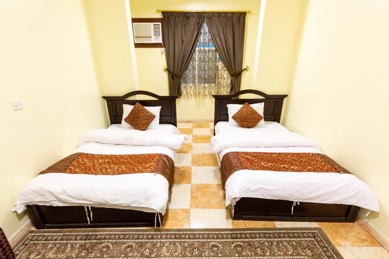Al Eairy Furnished Apartments - Al Bahah 3 エクステリア 写真